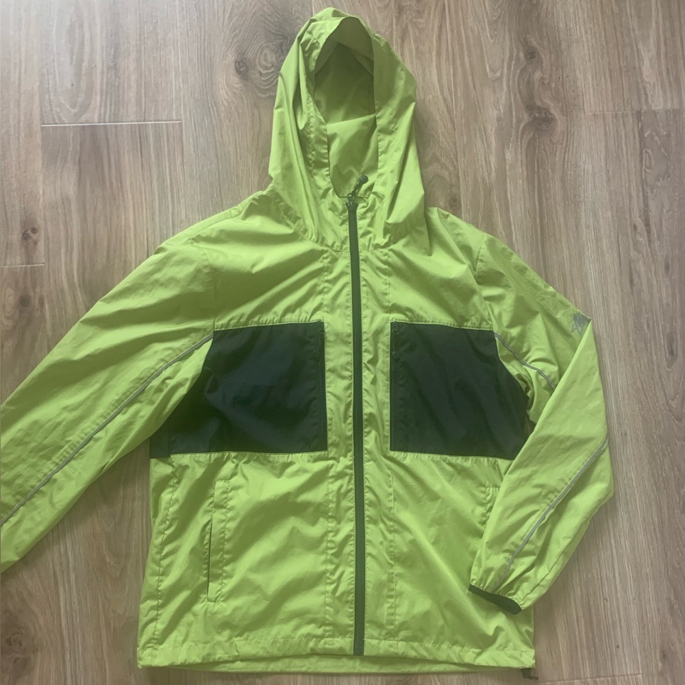STUSSY Techno Fabric Windbreaker Jacket Size M Green Reflective Trim Hooded Rain